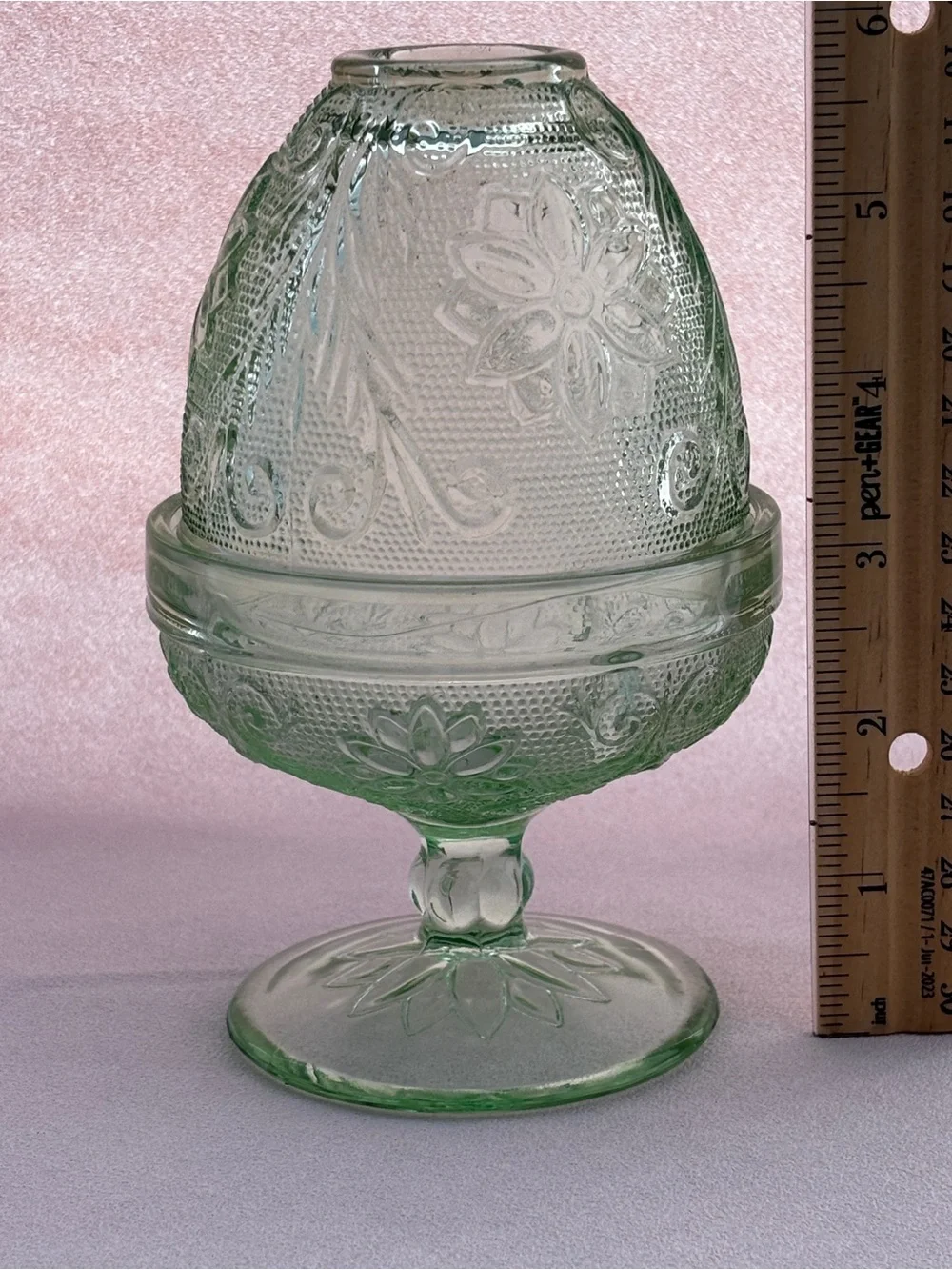Vintage Tiara Indiana Glass “Chantilly” Green Sandwich Fairy Lamp